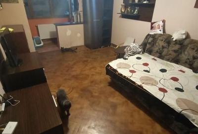 Dambovita | 4 Camere | Decomandat |  Etaj Intermediar. - 2