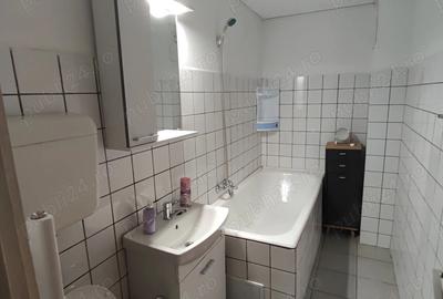 Apartament cu 2 camere decomandat în Central - 3