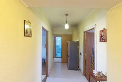 Apartament cu 4 camere decomandat în Ultracentral