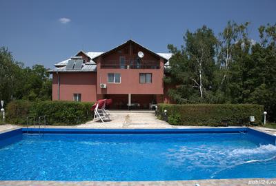 Casă cu 6 camere în Bucovăț - 1