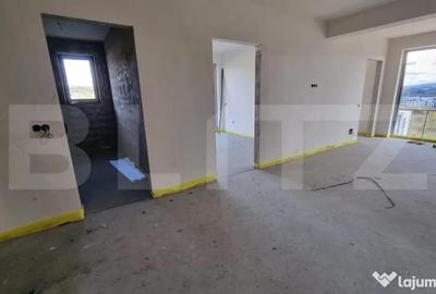 Apartament cu 2 camere semidecomandat în Baciu - 1