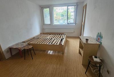 Avrig - Mihai Bravu, parter cu logie mare inchisa, langa parc Avrig - Mihai Bravu, parter cu logie mare inchisa, langa parc - 6