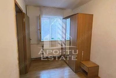 Apartament cu 2 camere semidecomandat în Complex Studențesc - 1