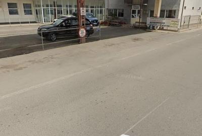 Spațiu comercial, de 100 mp, în Central - 3