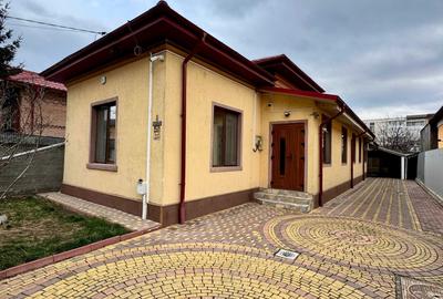 Casă cu 3 camere decomandat cu Teren 550 Mp în Ultracentral - 1