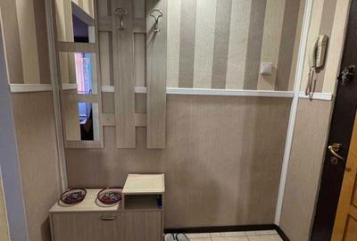 Apartament cu 3 camere semidecomandat în Central - 4