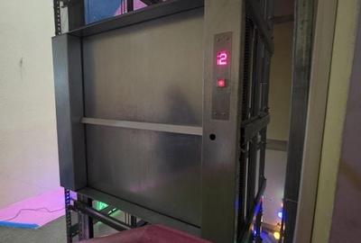 Zona Centrul Istoric P+E1+M 220 mp trafic intens pietonal - 7