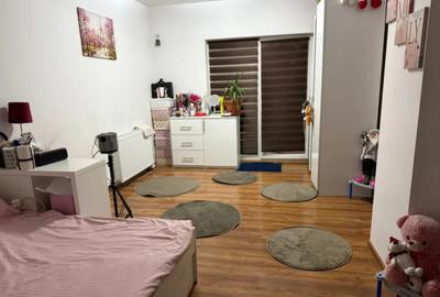 Garsonieră, mobilată în Roșu - 6