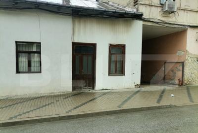 Casă cu 2 camere cu Teren 30 Mp în Central - 6