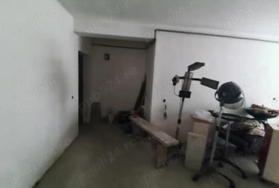 Garsonieră decomandată în Central - 7