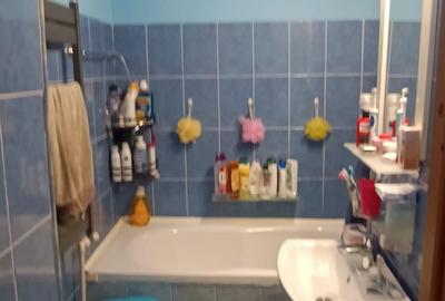 Apartament de vanzare, zona Micro 15 - 5