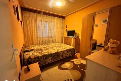 Apartament cu 3 camere decomandat în Cug - 8