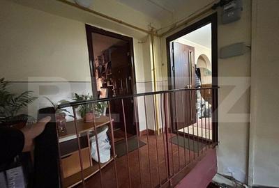 Apartament 3 camere , 68 mp, Strada Careiului - 16