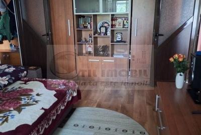 Apartament 2 camere semidecomandat, Zimbru, 42 mp - 74.999 euro - 2
