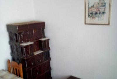 Apartament cu 2 camere decomandat în Ștei - 8