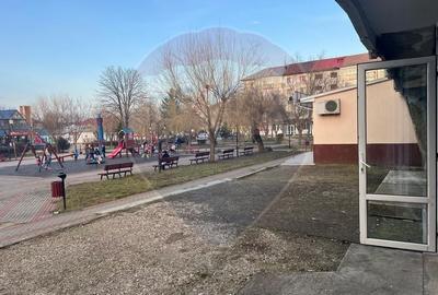 Spațiu comercial, de 57 mp, în Ultracentral - 9