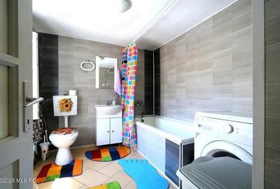 Casă cu 6 camere cu Teren 680 Mp în Palazu Mare - 11