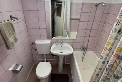 Apartament cu 3 camere decomandat în Apusului - 1