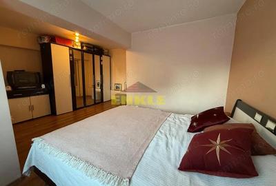 Apartament cu 3 camere decomandat în Central - 4