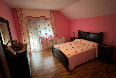 Casă cu 4 camere în 14 Mai - 5