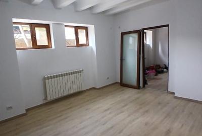 Apartament cu 3 camere în Primăverii - 3