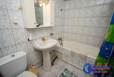 Apartament cu 3 camere decomandat în Babadag - 20