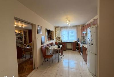 Apartament cu 4 camere decomandat în Decebal - 10