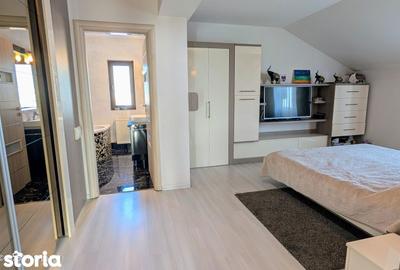 Casă cu 5 camere cu Canalizare în Central - 15