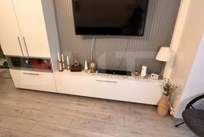Apartament cu 4 camere decomandat în Central - 4
