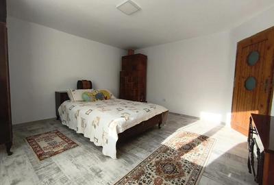 Casă cu 5 camere cu Teren 1560 Mp în Crasna - 1
