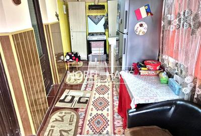 Casa si teren, central Barlad, str Al Sahia - 7