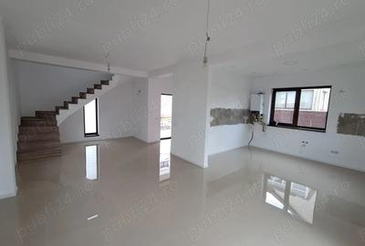 Casă cu 4 camere cu Teren 255 Mp în Odăi - 3