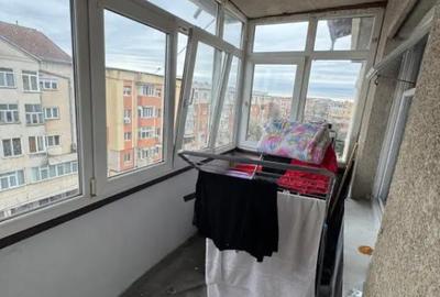 Apartament cu 2 camere semidecomandat, mobilat în George Enescu - 1