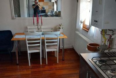 Apartament cu 3 camere semidecomandat în Central - 8