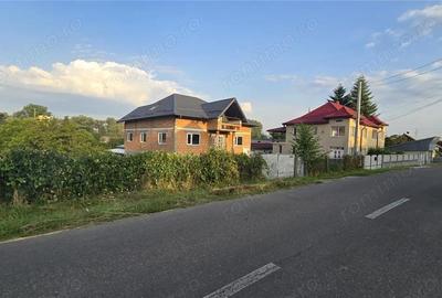 Casă cu 2 camere cu Teren 821 Mp în Dornești - 13