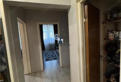 Apartament cu 3 camere decomandat în Giurgiului - 4