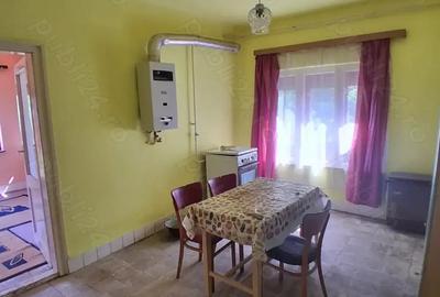 Casă cu 3 camere în Central - 4