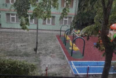 Apartament cu 3 camere semidecomandat în Central - 1