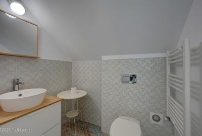 In Cartierul Evreiesc, casa 3 camere pivnita si mansarda open space. - 15