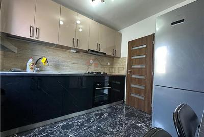 Apartament cu 3 camere semidecomandat în Podu Roș - 7