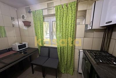 Apartament cu 4 camere decomandat în Moinești - 15