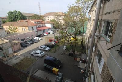 Apartament cu 2 camere nedecomandat în Complex Studențesc - 13