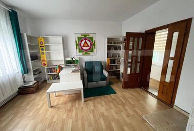 Casă cu 5 camere cu Teren 2000 Mp în Beclean - 1