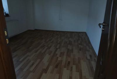 Apartament cu 2 camere decomandat în Noua - 9