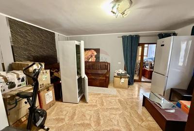 Casă individuală cu 4 camere cu Canalizare în Vânători - 6