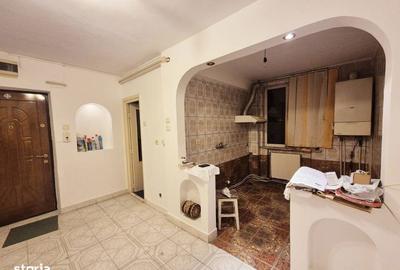 Apartament cu 3 camere decomandat în Precista - 2