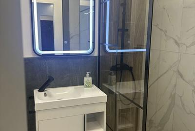 Apartament cu 3 camere în Central - 1