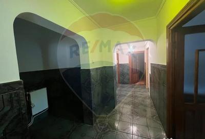 Spațiu comercial, de 93 mp, în Central