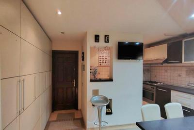 Apartament central etaj 3 - 1