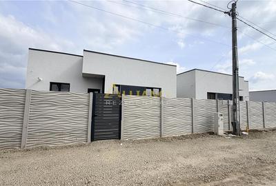 Casă individuală cu 3 camere cu Teren 253 Mp în Berceni - 1